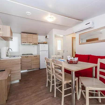 Holiday home Mobile In Paklenica, Starigrad, At The Starigrad Paklenica