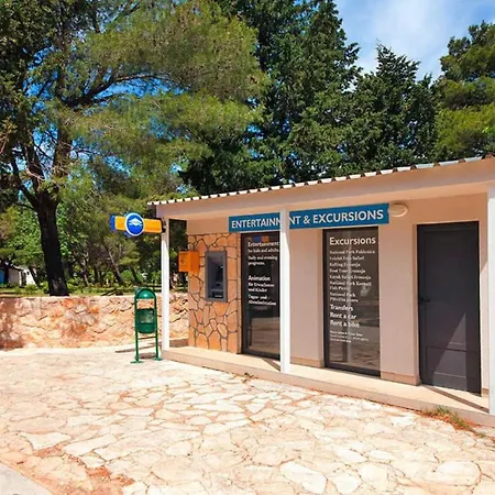 Holiday home Mobile In Paklenica, Starigrad, At The Starigrad Paklenica