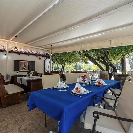 Holiday home Mobile In Paklenica, Starigrad, At The Starigrad Paklenica